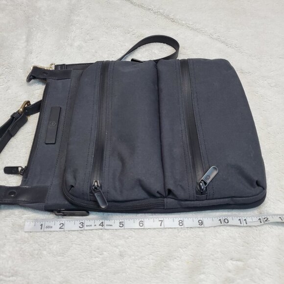 Victorinox Gray Swiss Army Men Crossbody Bag Fabric Office School Shoulder Strap - Picture 9 of 14